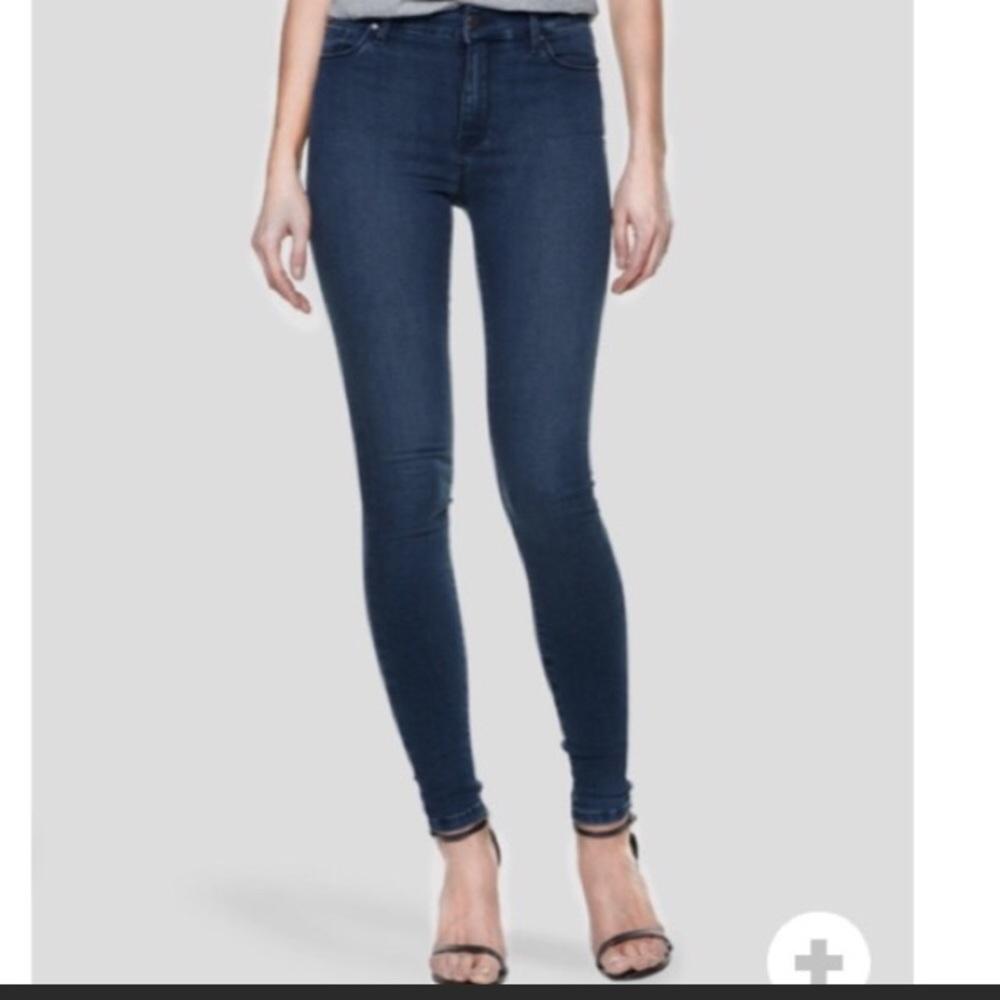 Mott and Bow high rise Catherine